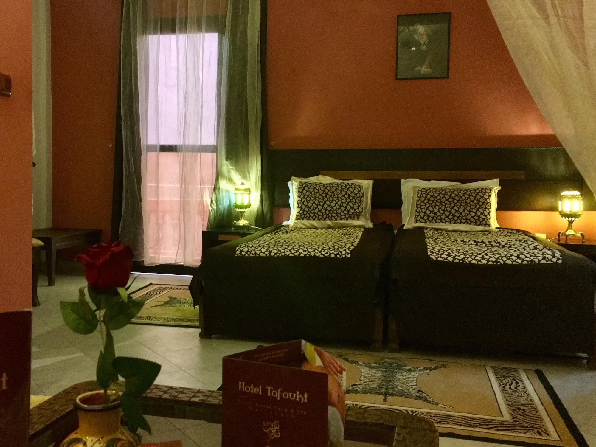 Hotel Tafoukt مراكش المظهر الخارجي الصورة