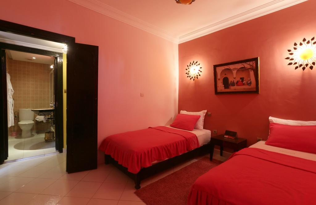 Hotel Tafoukt مراكش المظهر الخارجي الصورة